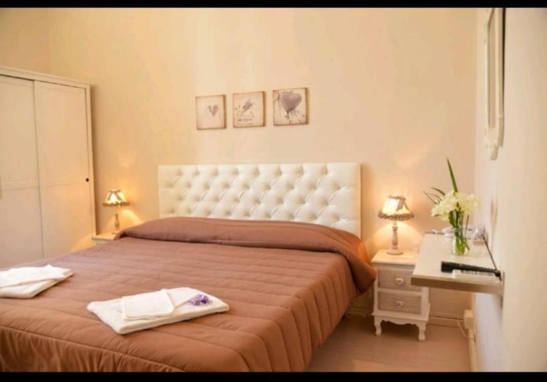 Hotel Lisa Viareggio Bagian luar foto